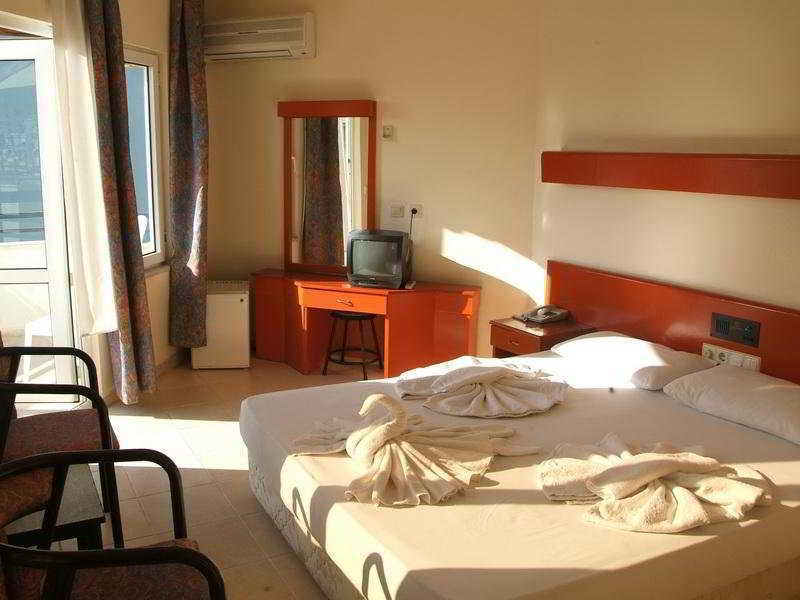 Kleopatra Blue Hawai Hotel 阿拉尼亚 外观 照片